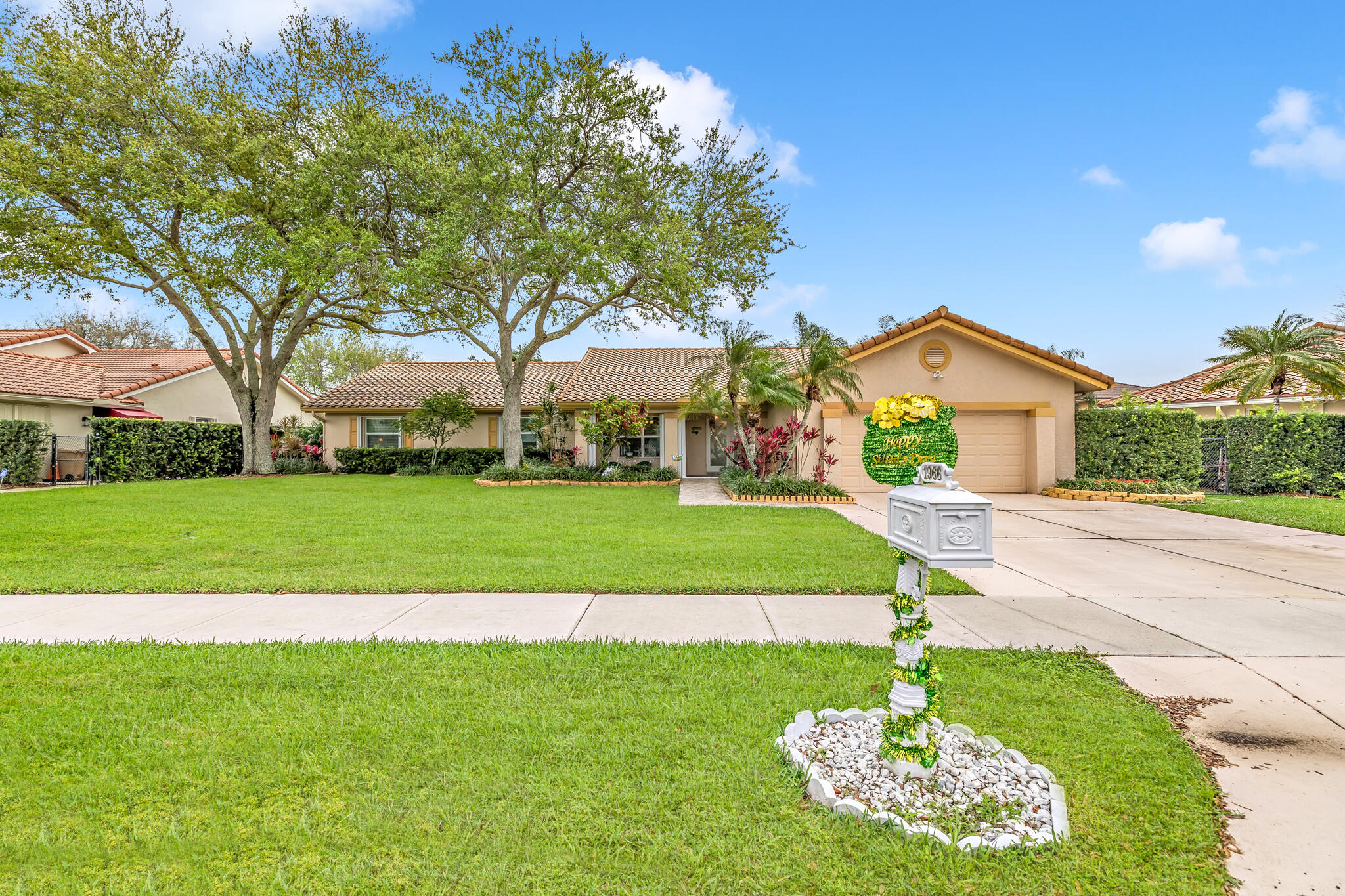 RIDGEVIEW LAKE ESTATES - Residential