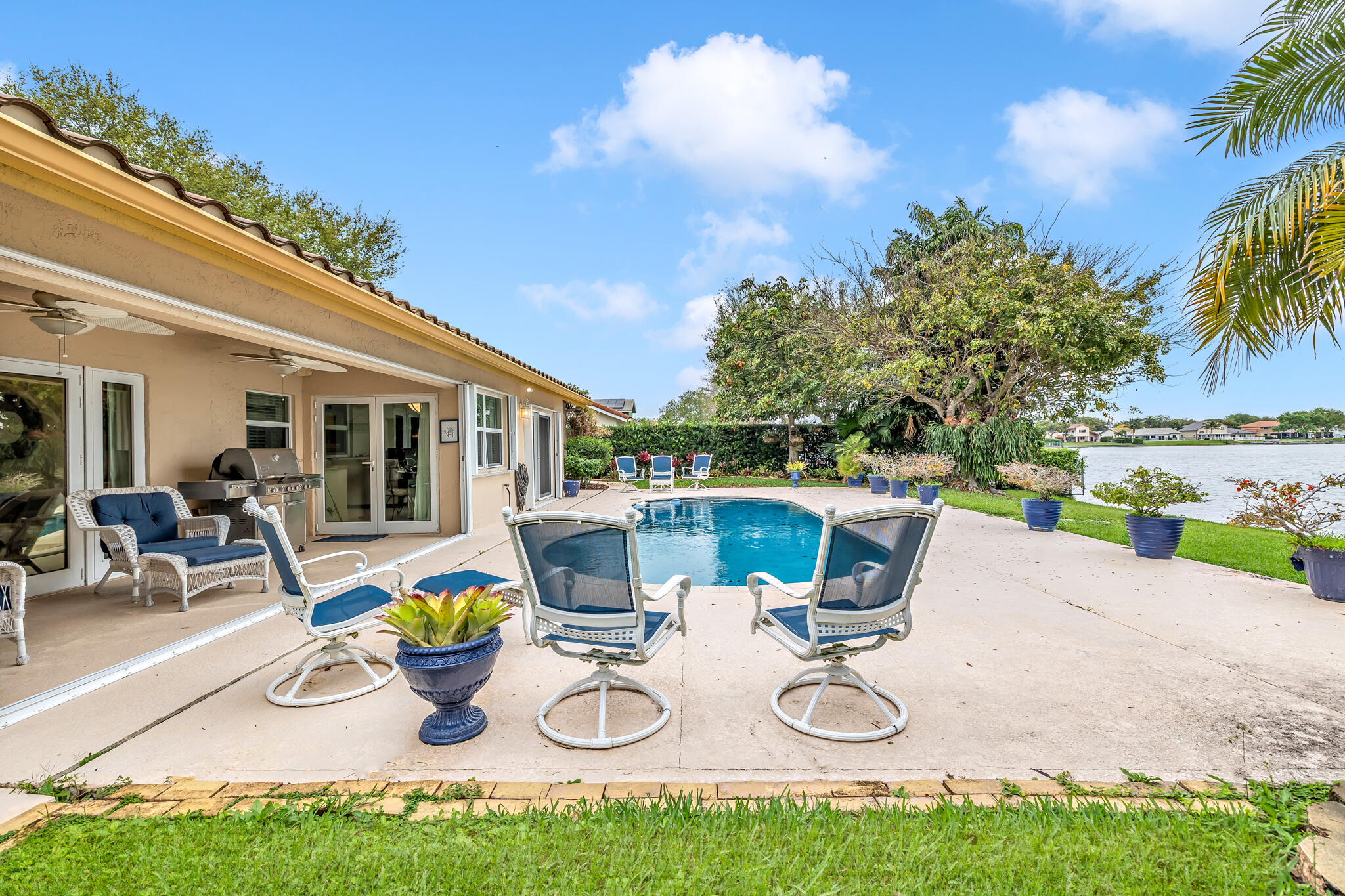 RIDGEVIEW LAKE ESTATES - Residential