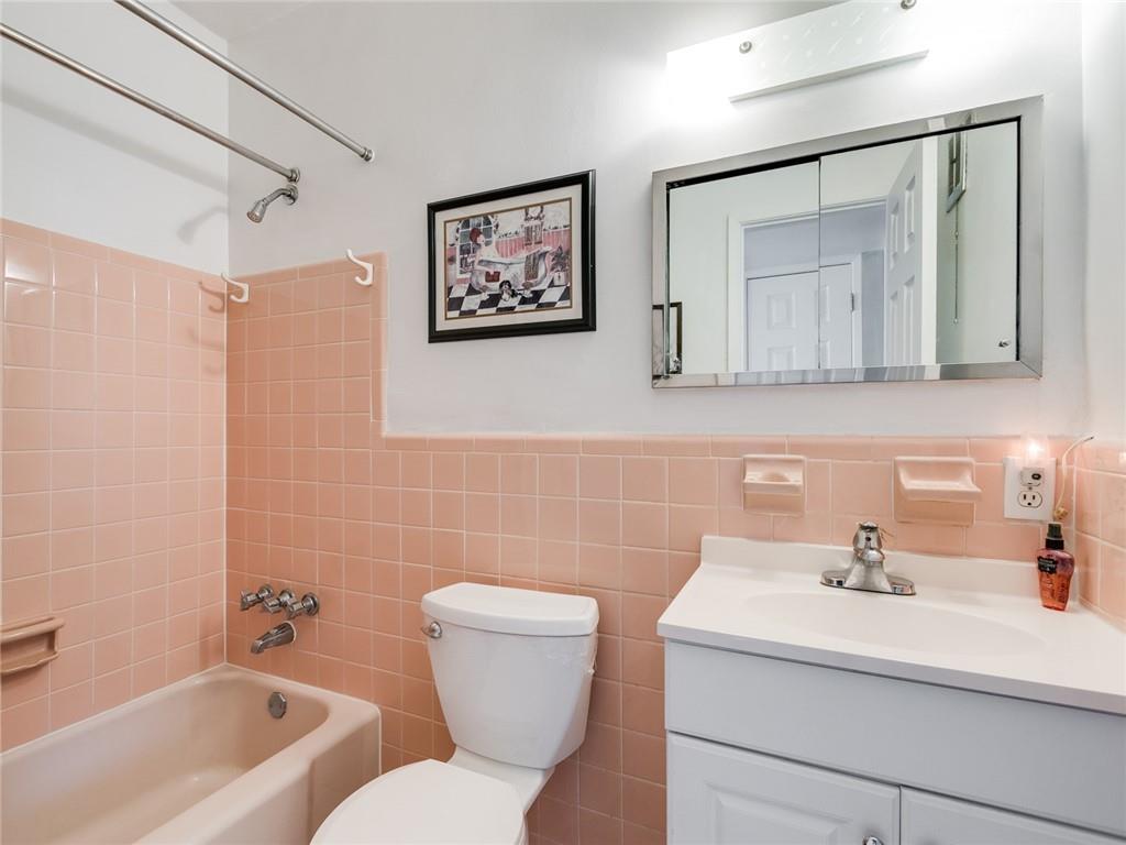 DIPLOMAT GARDEN COOP - Residential