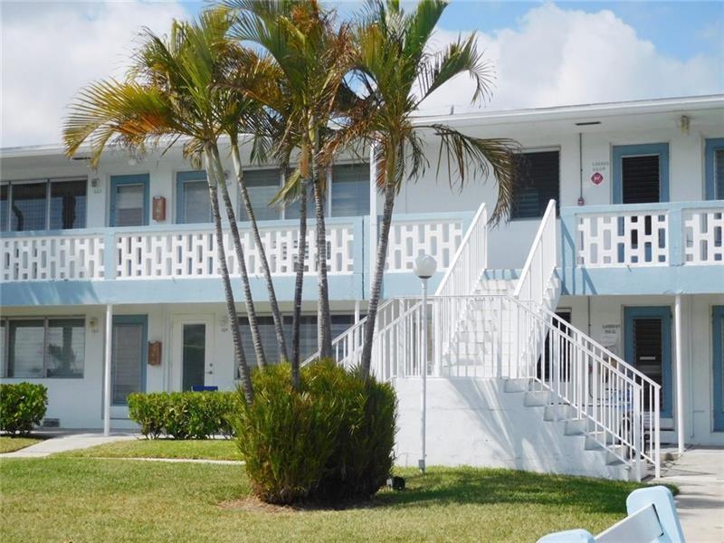 DIPLOMAT GARDEN COOP - Residential