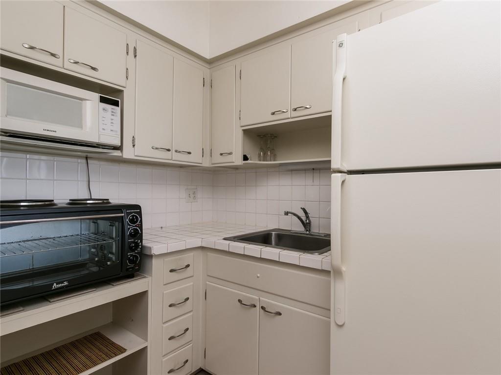 DIPLOMAT GARDEN COOP - Residential