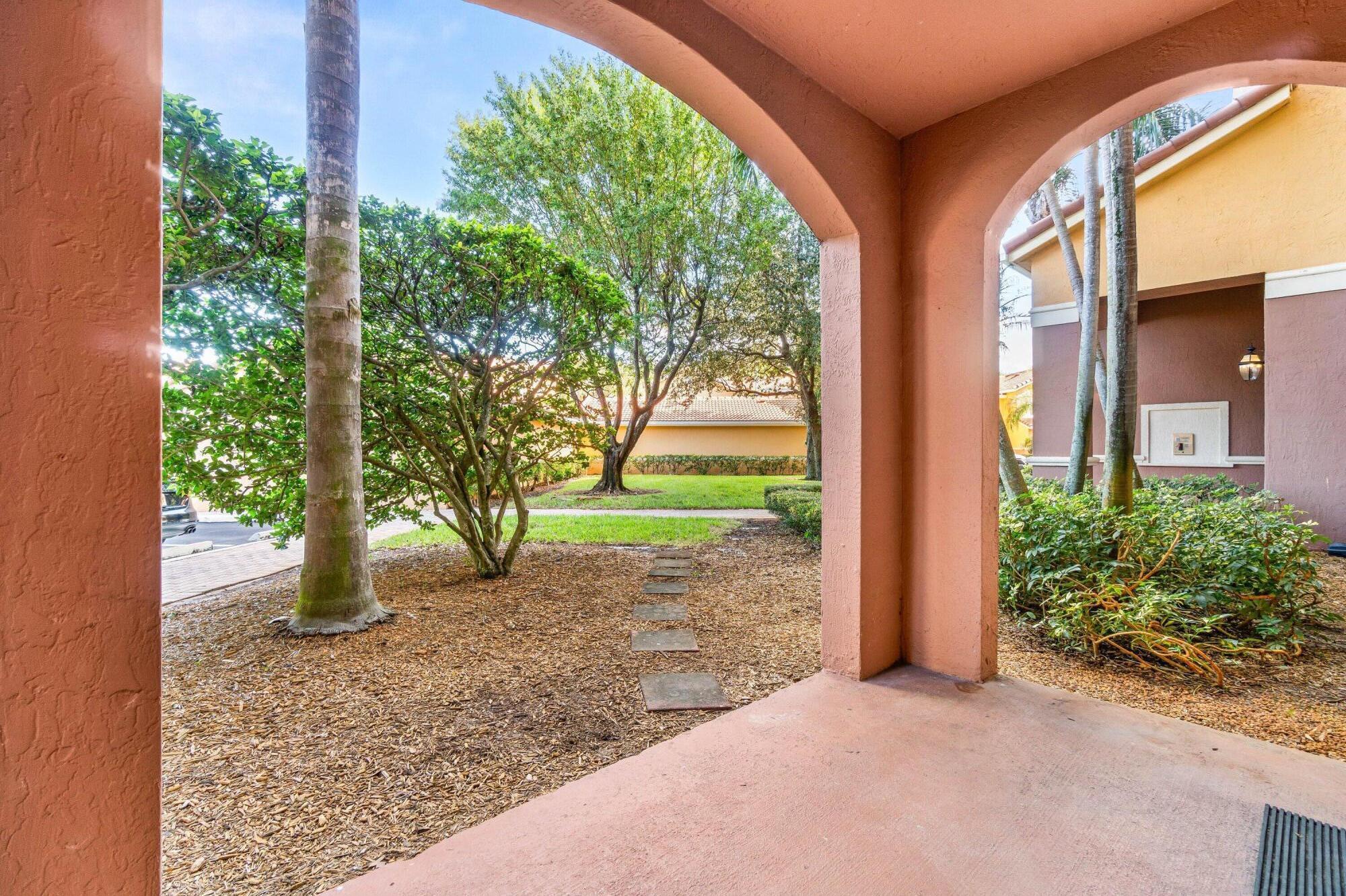 HYPOLUXOS MARINERS CAY CO - Residential