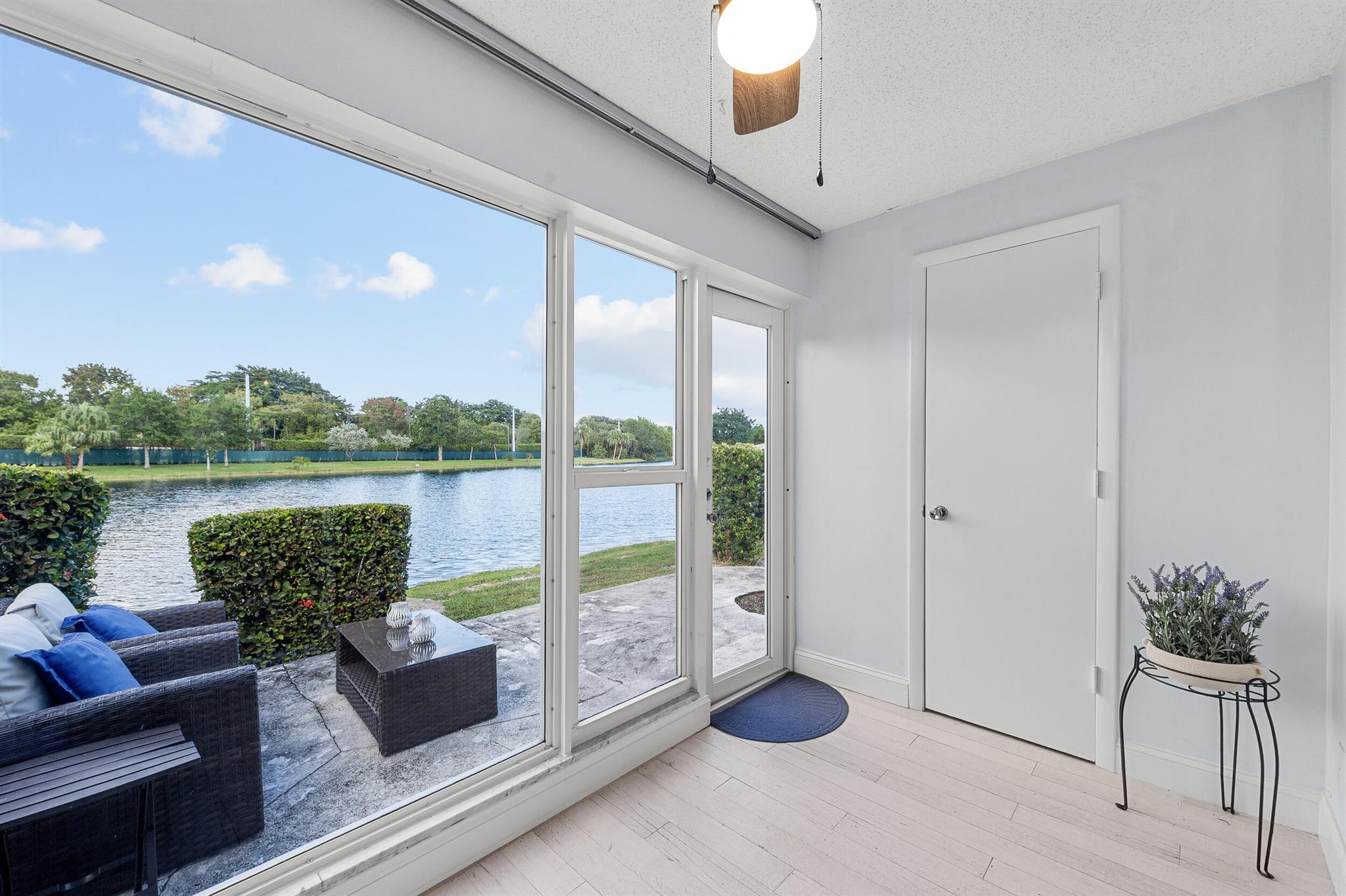 BOCA LAKES CONDO - Residential