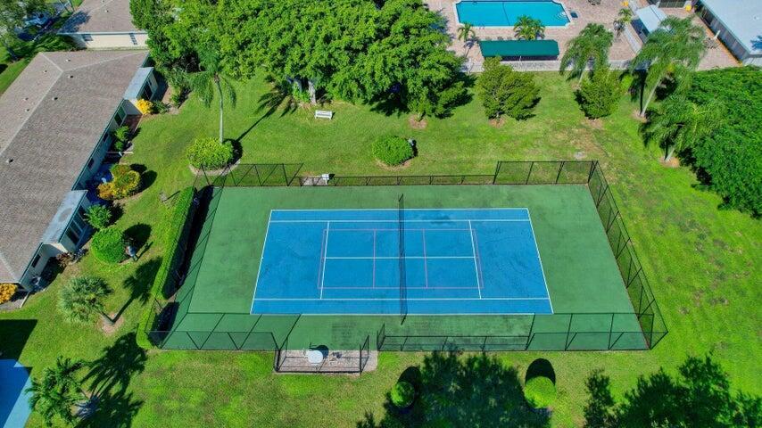 BOCA LAKES CONDO - Residential