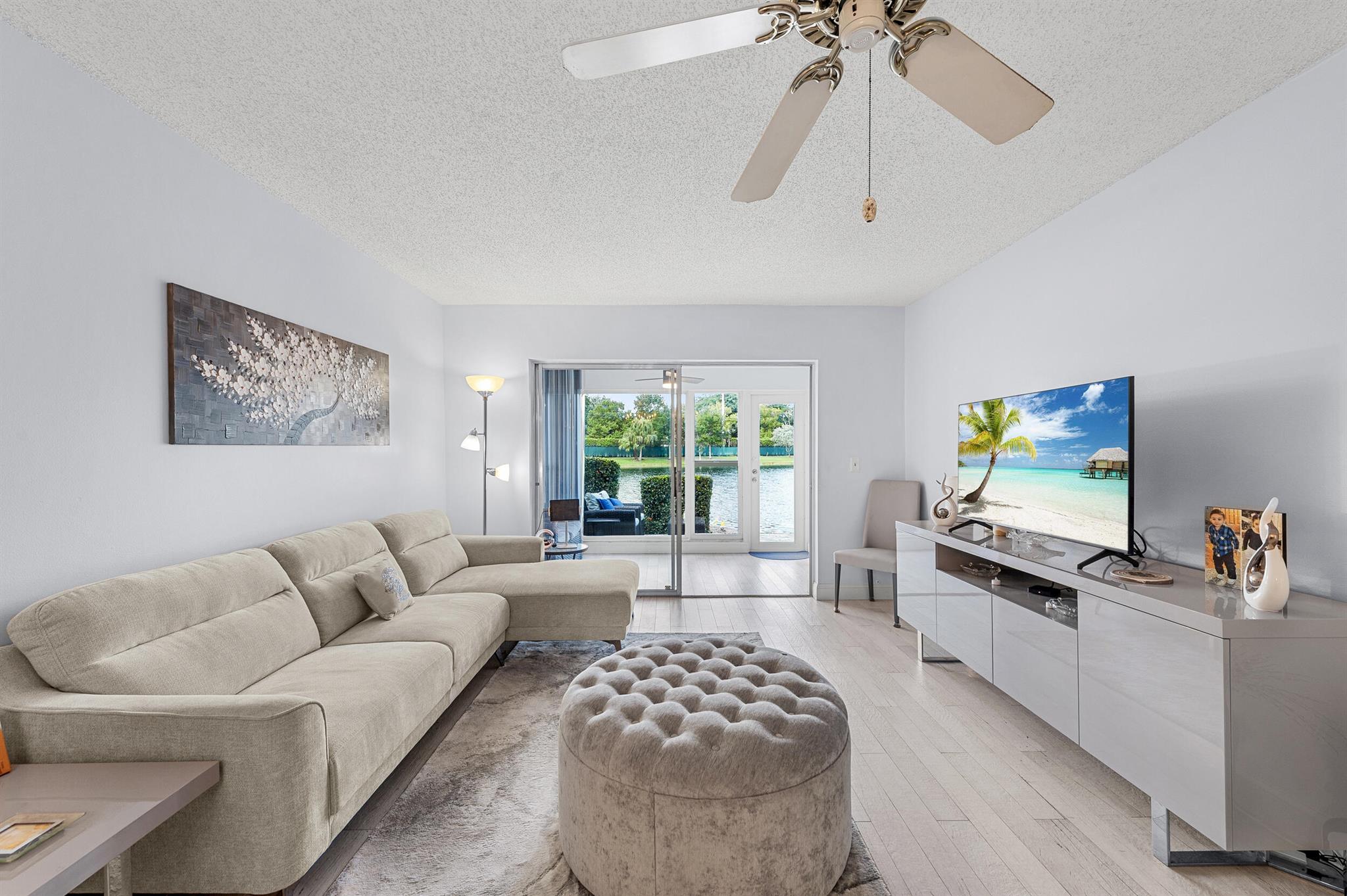 BOCA LAKES CONDO - Residential