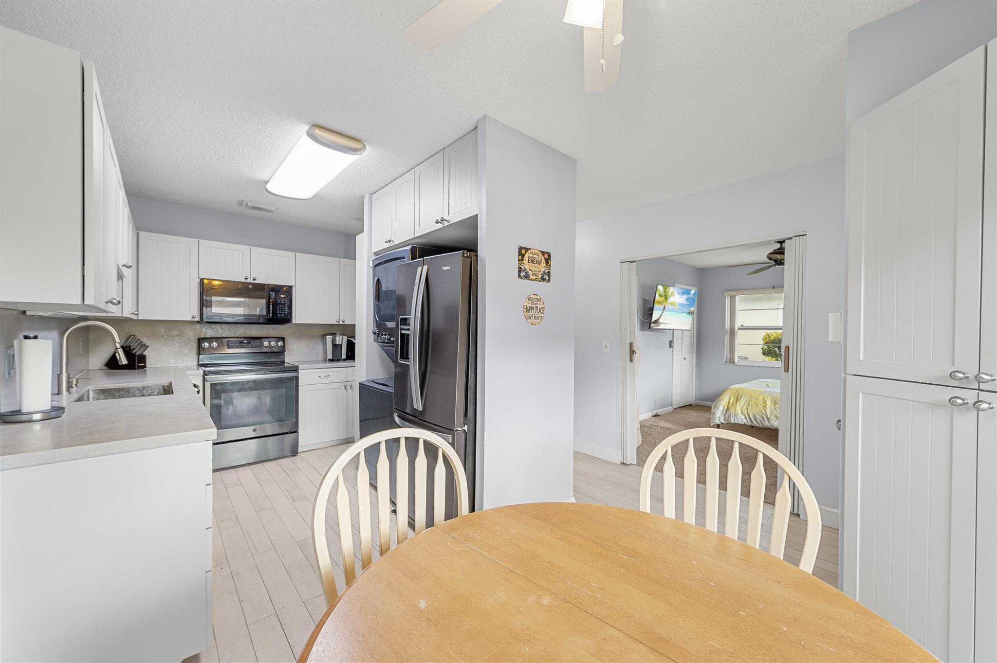 BOCA LAKES CONDO - Residential