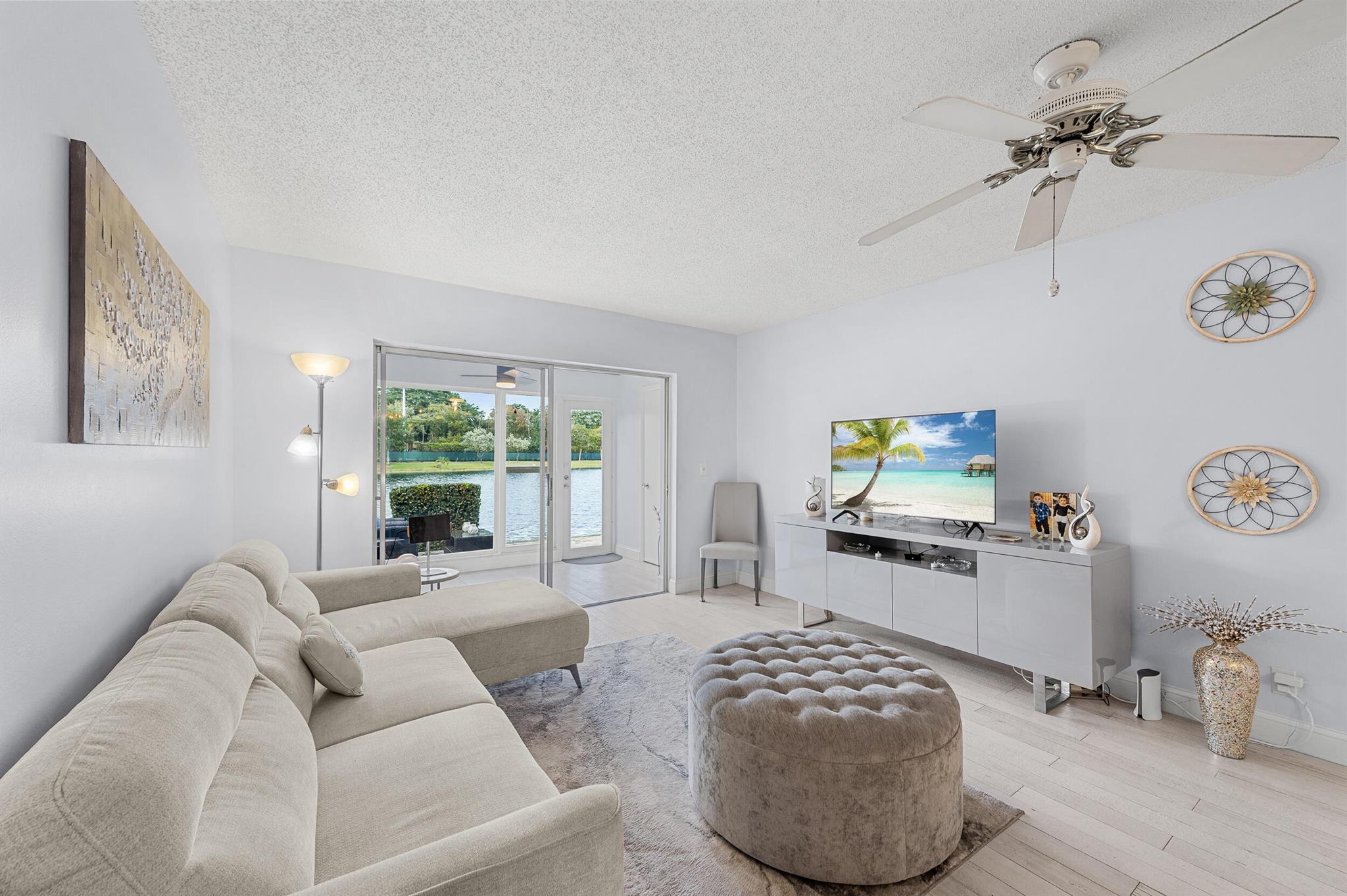 BOCA LAKES CONDO - Residential