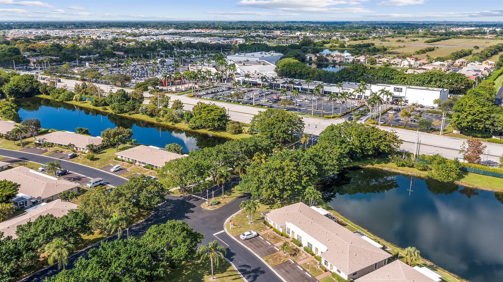 BOCA LAKES CONDO - Residential