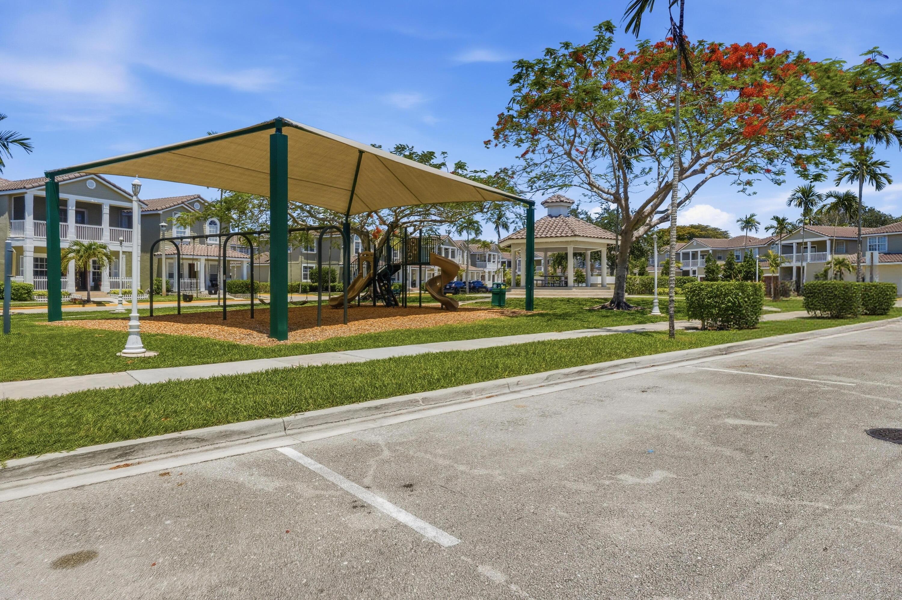 Cinnamon Crossing - Residential