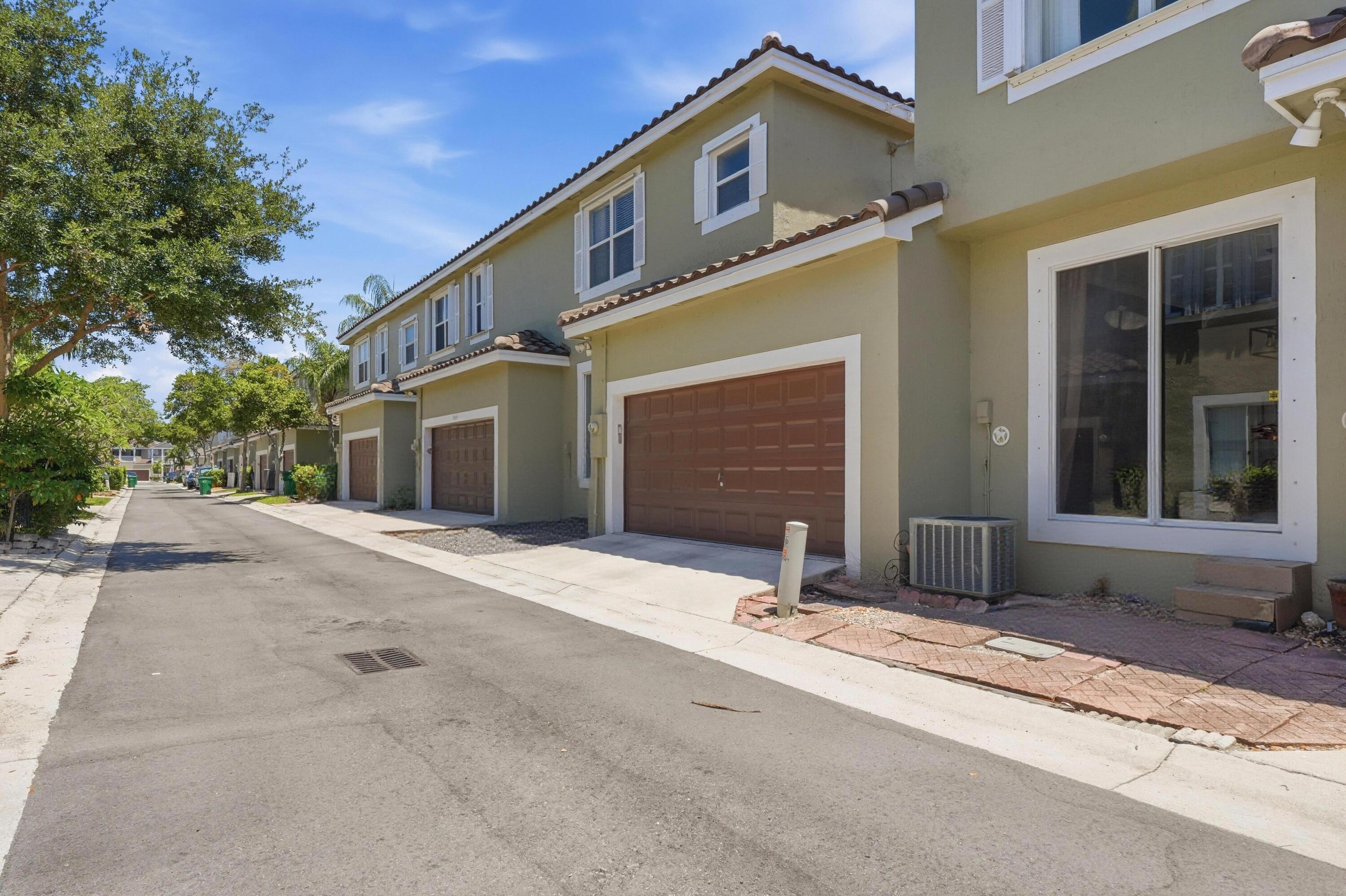 Cinnamon Crossing - Residential