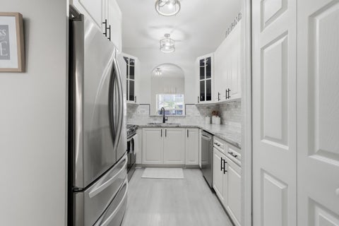 Tiny photo for 10581 NW 56th Place, Coral Springs, FL 33076 (MLS # B26028201)