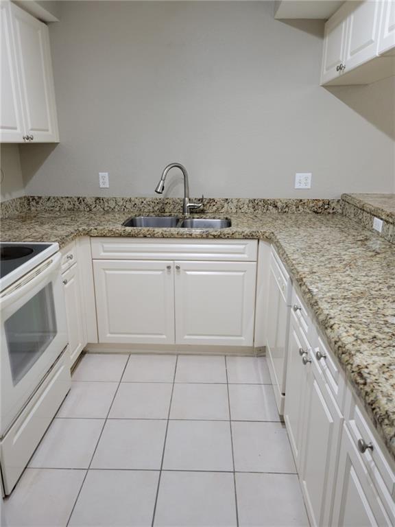 Cypress Pointe - Residential