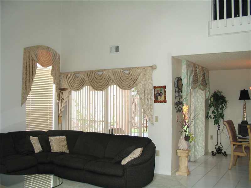 WINSTON PARK SEC 1 - Residential