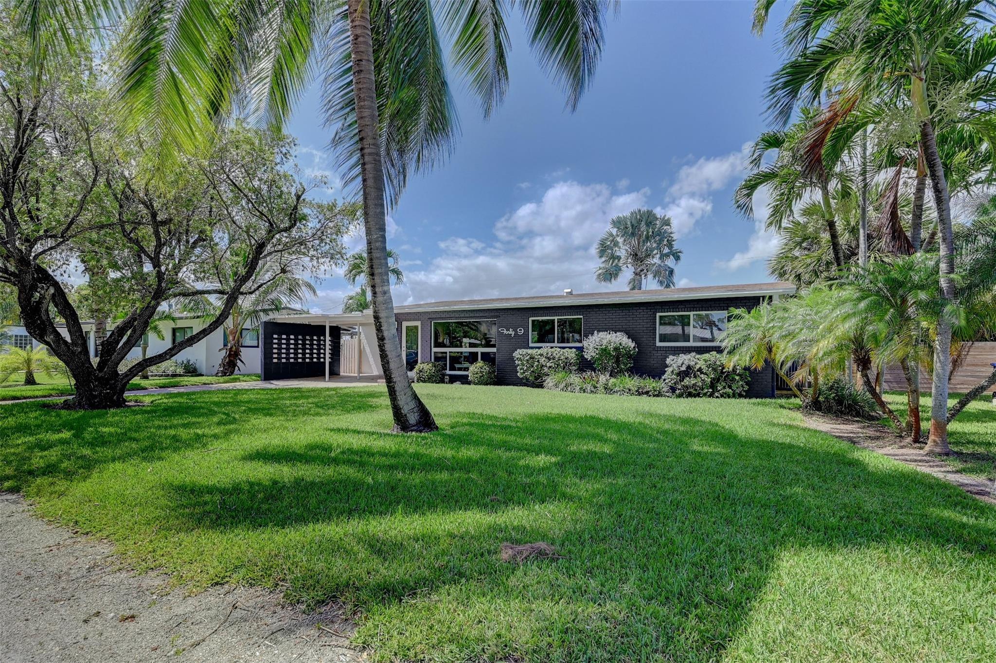 BABCO MANORS 39-15 B LOT - Residential