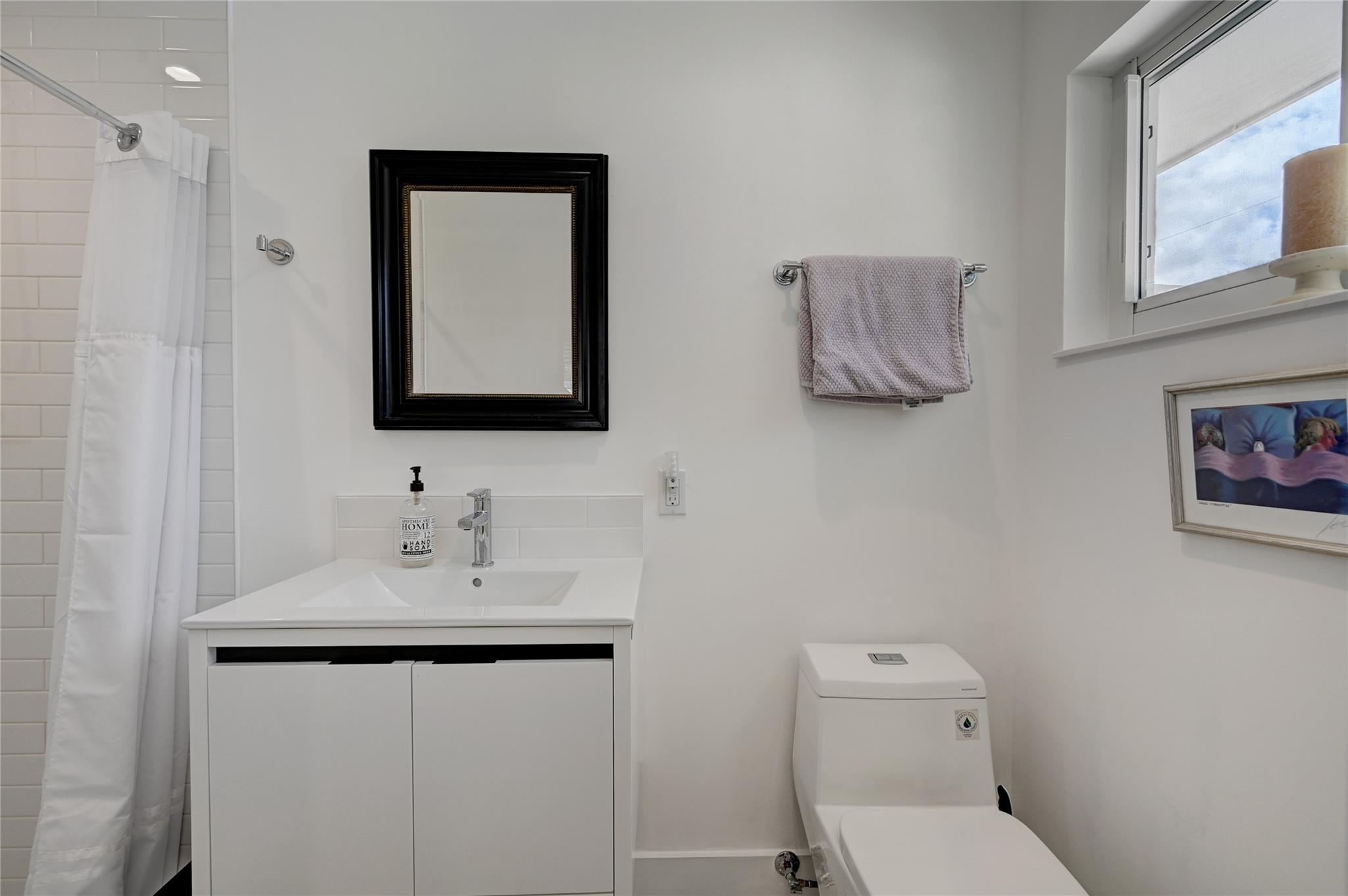 BABCO MANORS 39-15 B LOT - Residential