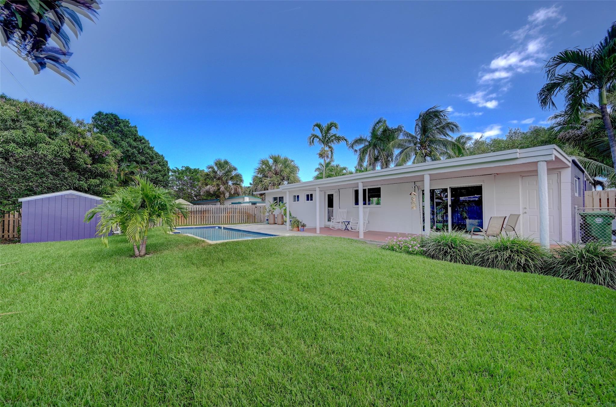 BABCO MANORS 39-15 B LOT - Residential