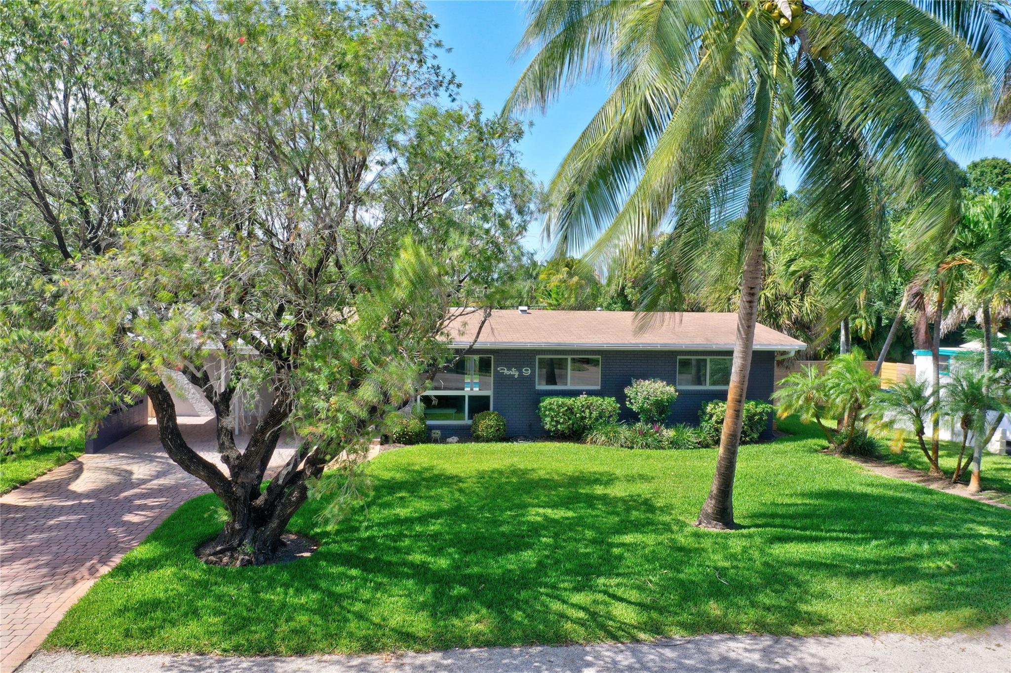BABCO MANORS 39-15 B LOT - Residential