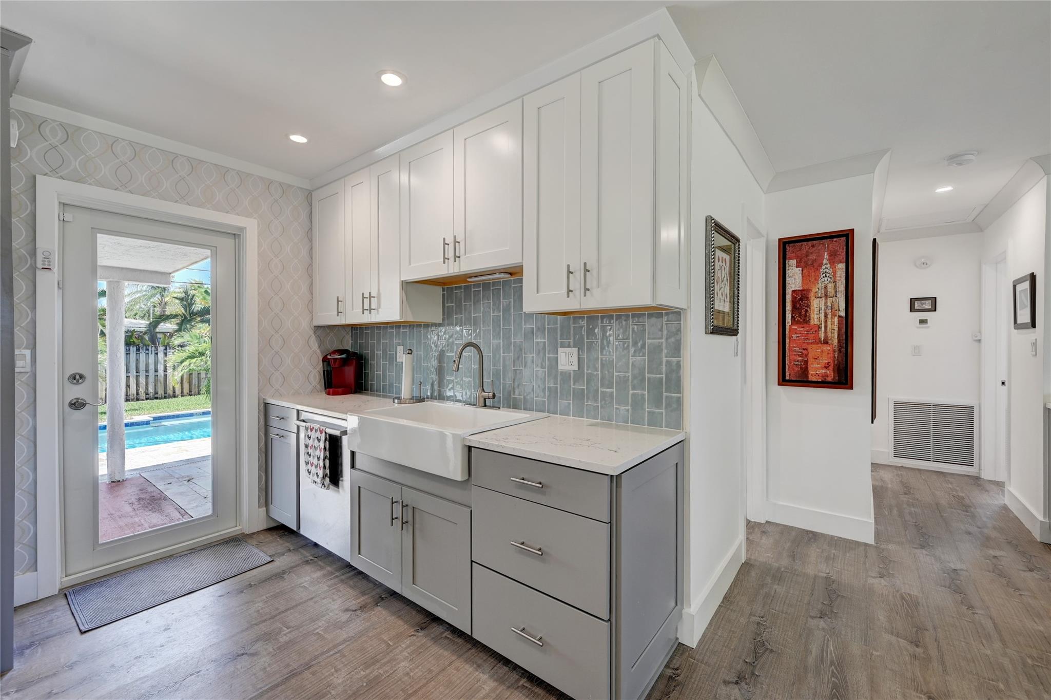 BABCO MANORS 39-15 B LOT - Residential