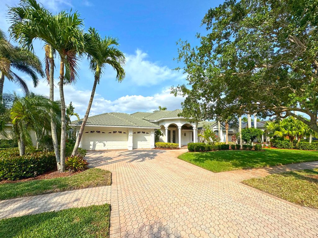 Photo of 5203 SW Hammock Creek Drive, Palm City, FL 34990 (MLS # R10988353)