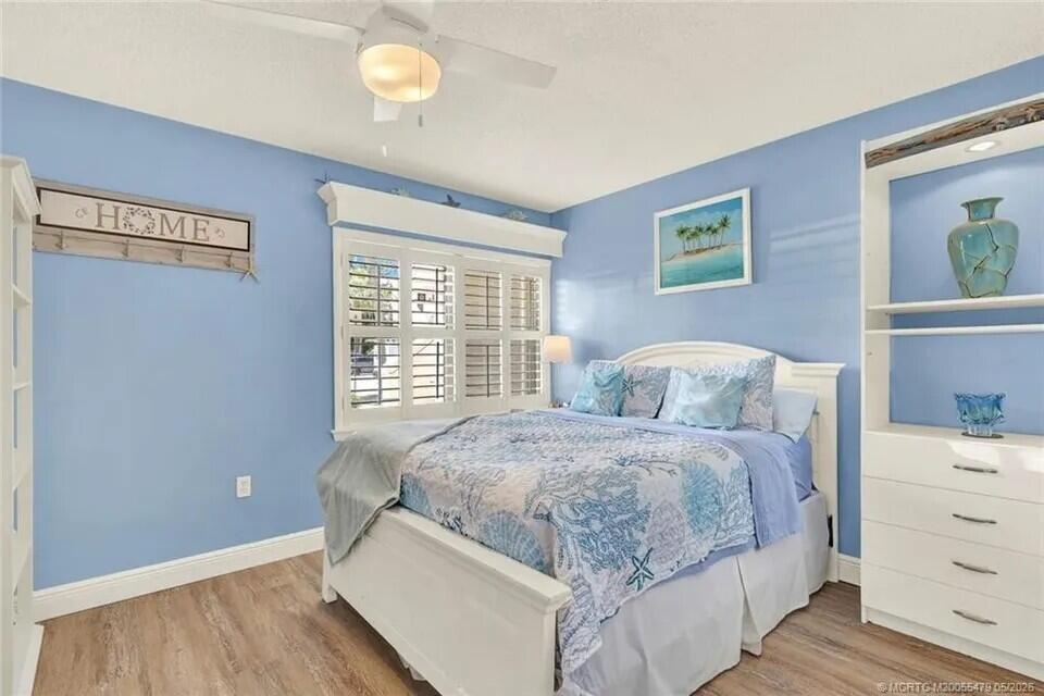 CIRCLE BAY YACHT CLUB CONDO - Residential