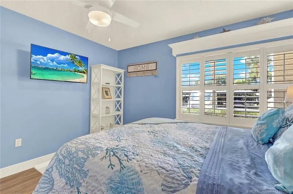 CIRCLE BAY YACHT CLUB CONDO - Residential