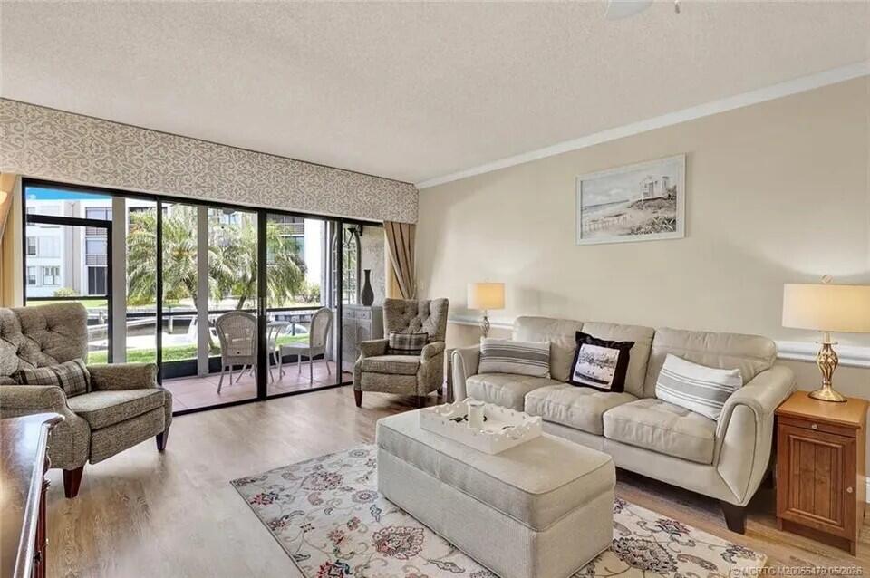 CIRCLE BAY YACHT CLUB CONDO - Residential