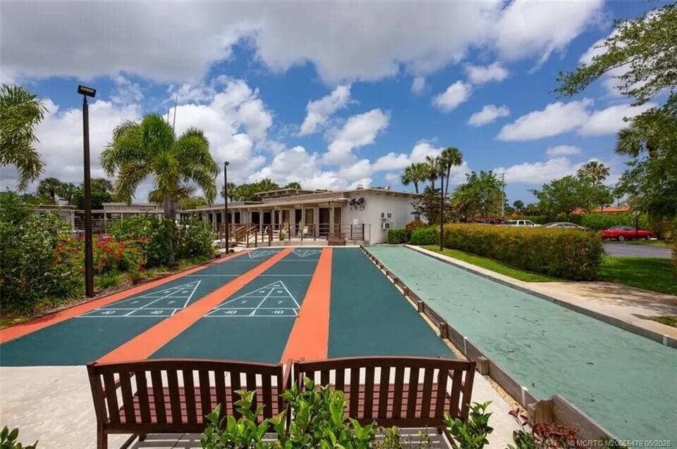 CIRCLE BAY YACHT CLUB CONDO - Residential