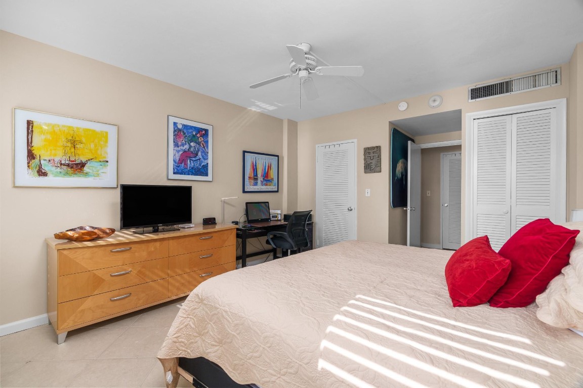 Coral Ridge Towers South - Residential