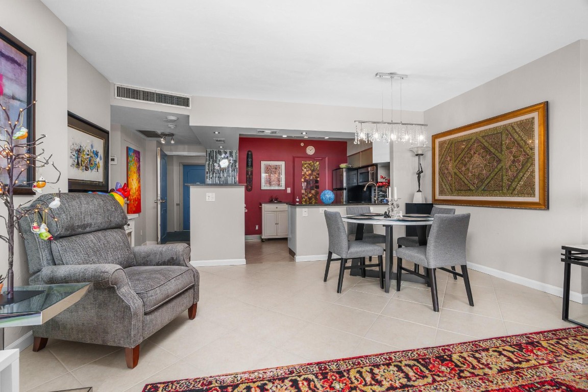 Coral Ridge Towers South - Residential