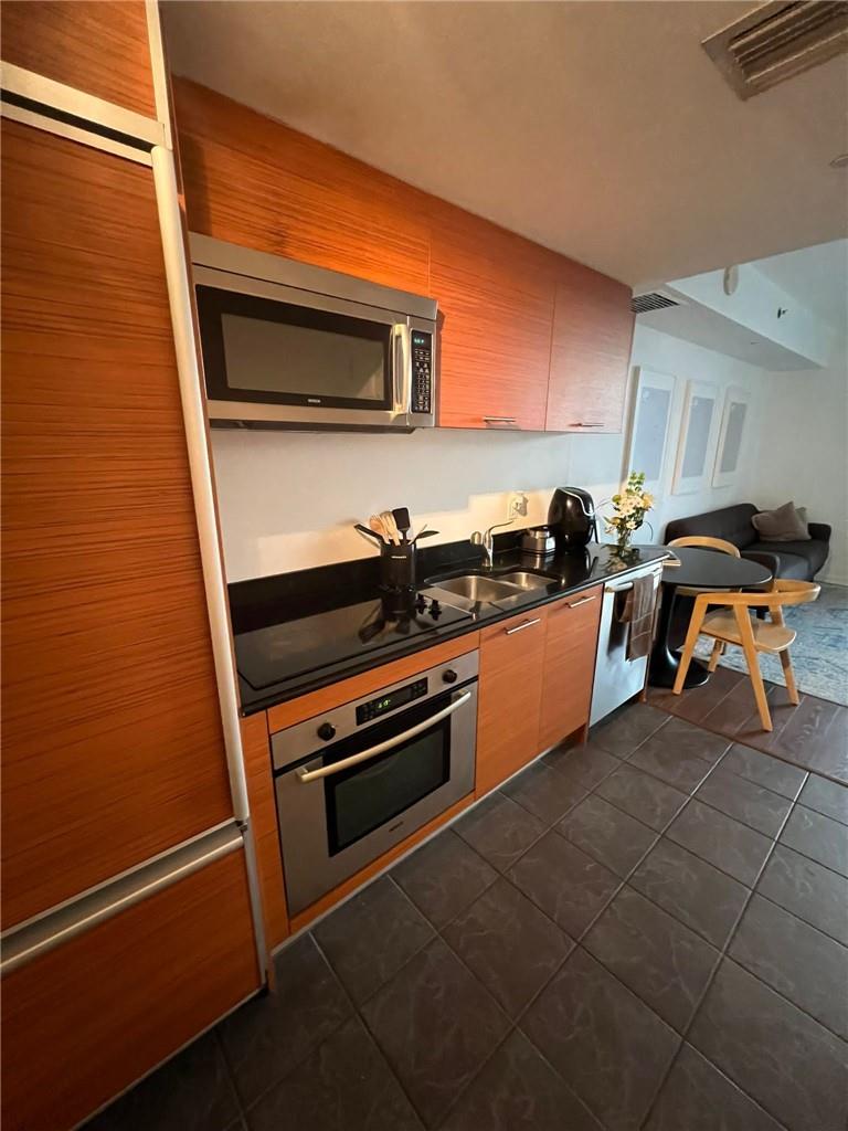 50 Biscayne Condo - Residential Lease