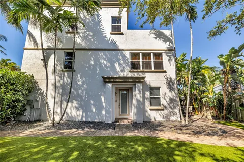 705 SW 4th Ave Unit 705, Fort Lauderdale, FL 33315 - MLS#: F10491685