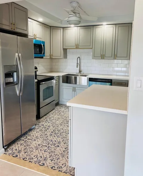 9370 SW 8th Street Unit 323, Boca Raton, FL MLS: R11091487