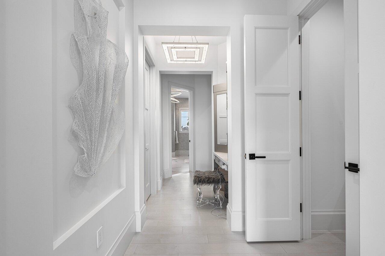 TROPIC ISLE - Residential