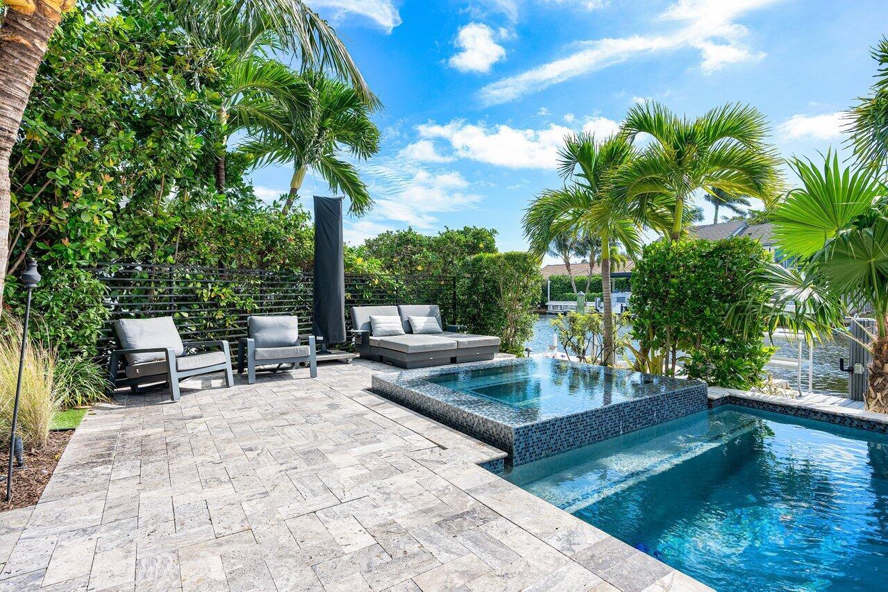 TROPIC ISLE - Residential