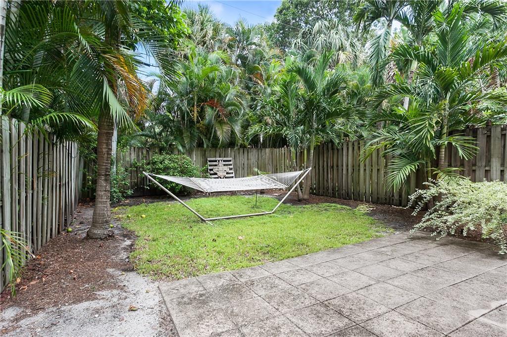 Tarpon River - Residential