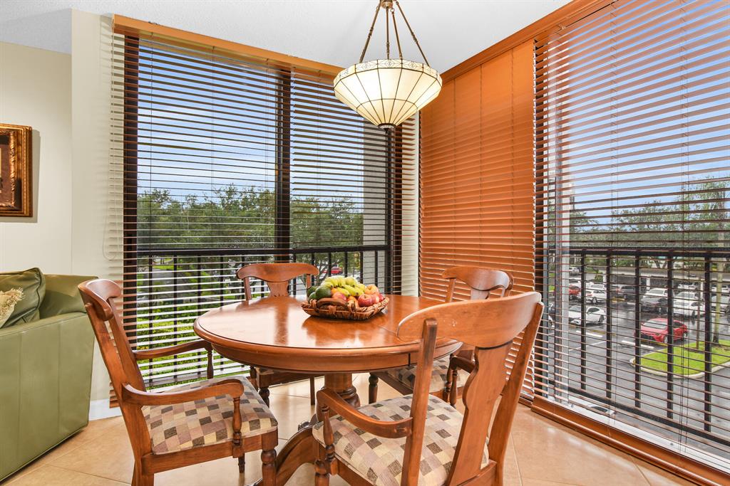 LAKEWOOD MIDRISE - Residential