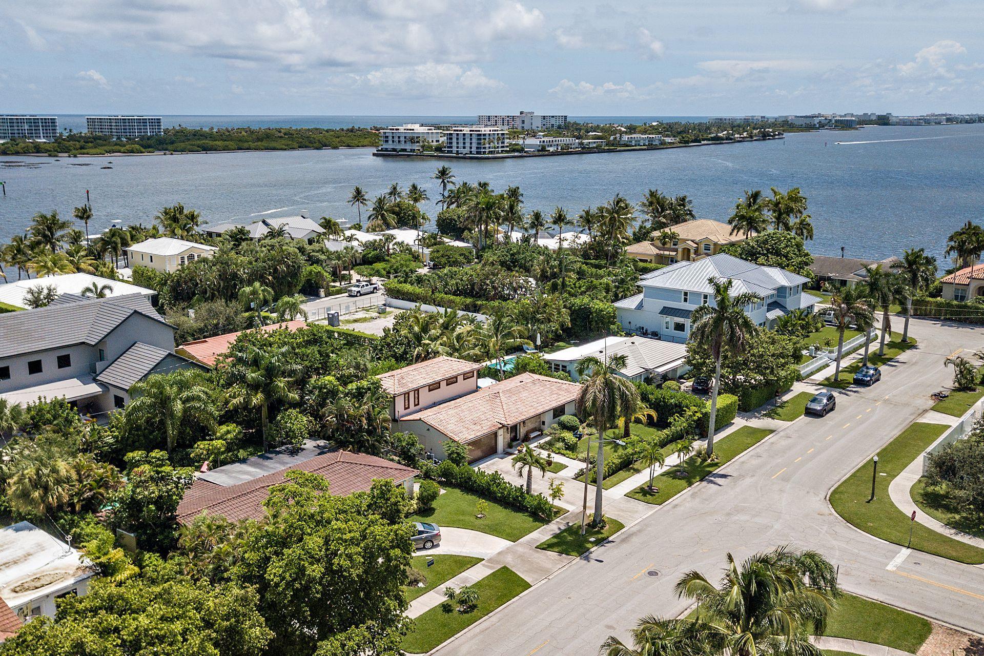 LEWIS SHORE ESTATES 3 - Residential