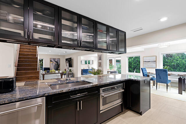 LEWIS SHORE ESTATES 3 - Residential