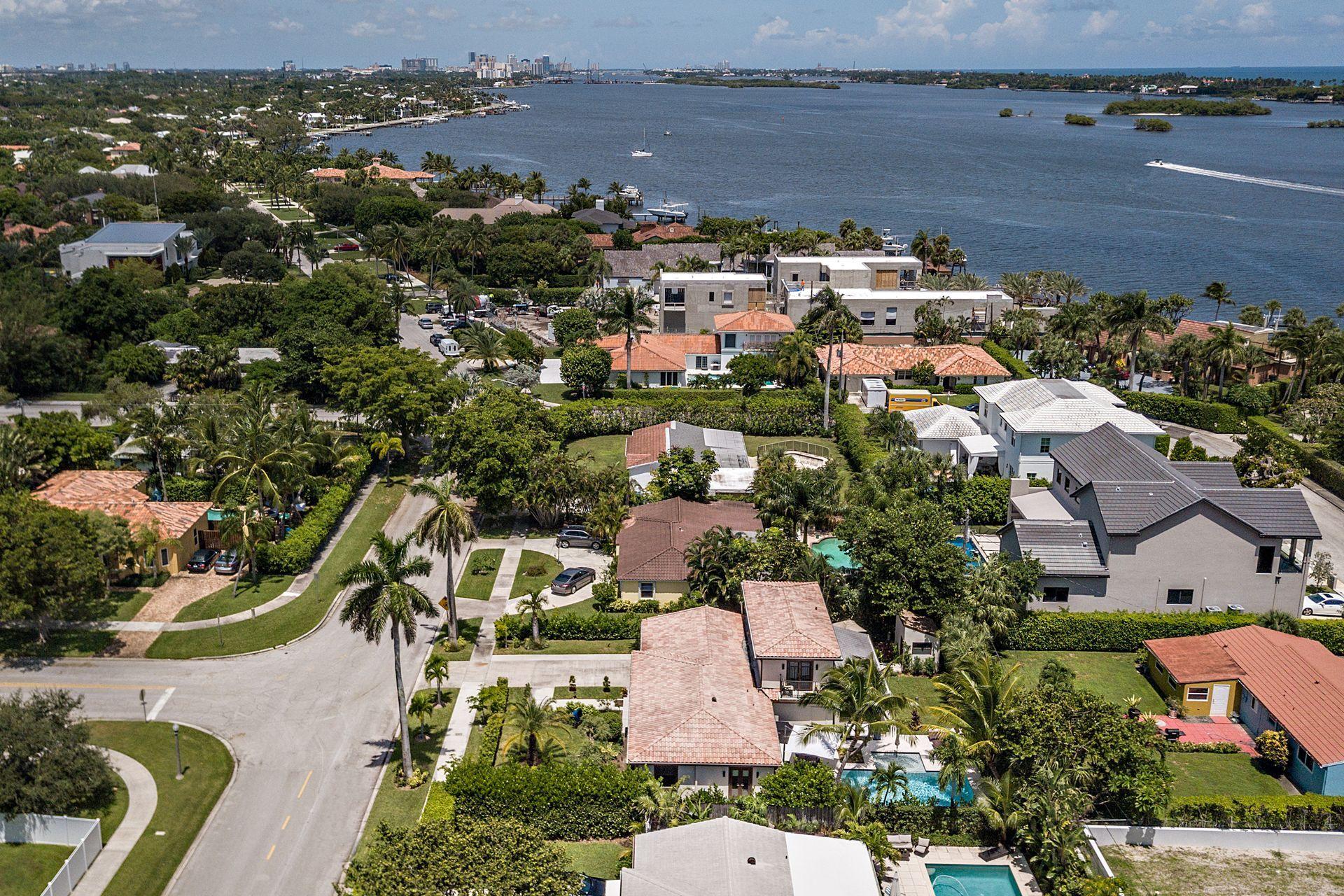 LEWIS SHORE ESTATES 3 - Residential