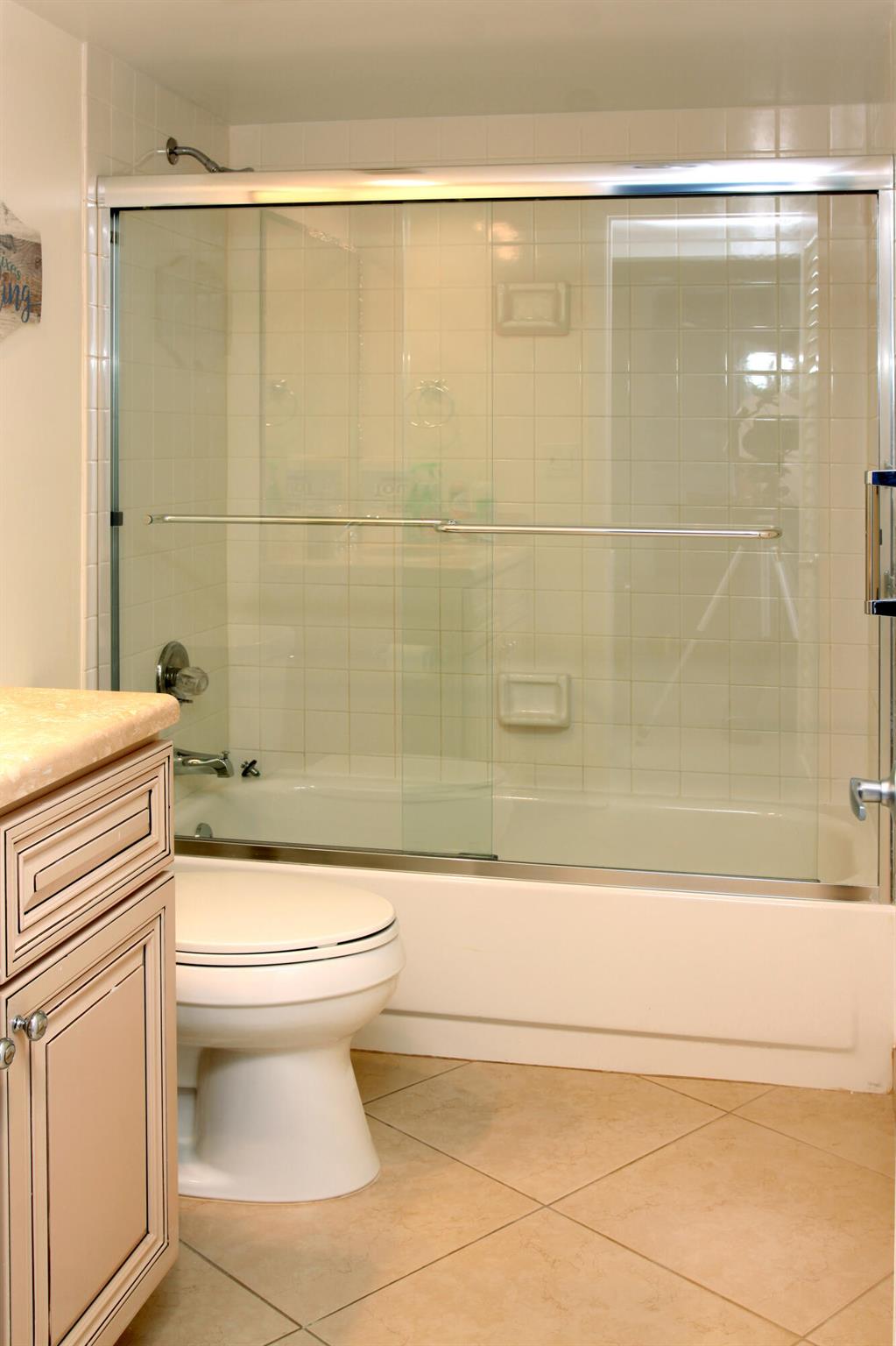 OCEAN TRAIL COND II DECL - Residential Lease