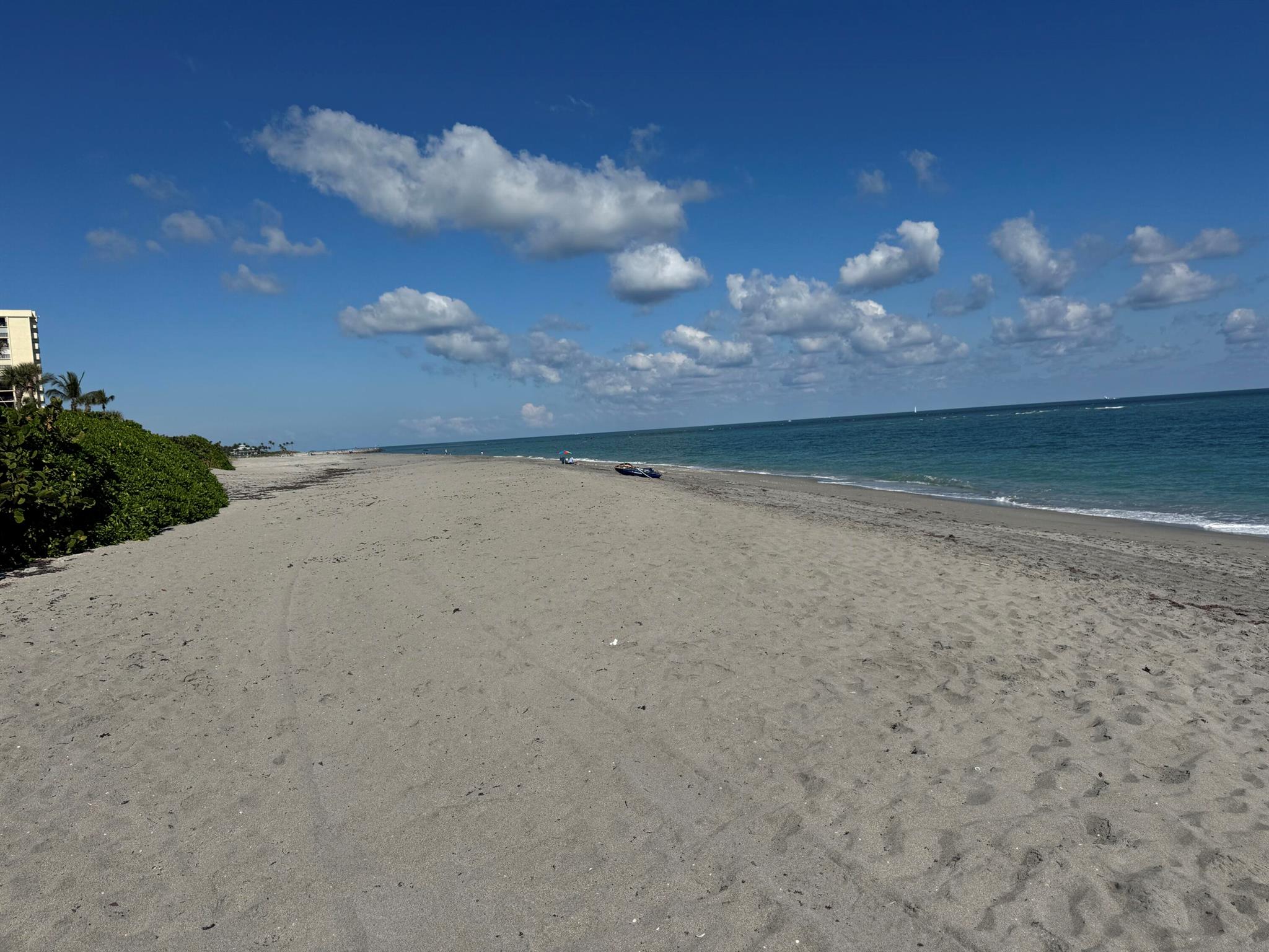 OCEAN TRAIL COND II DECL - Residential Lease