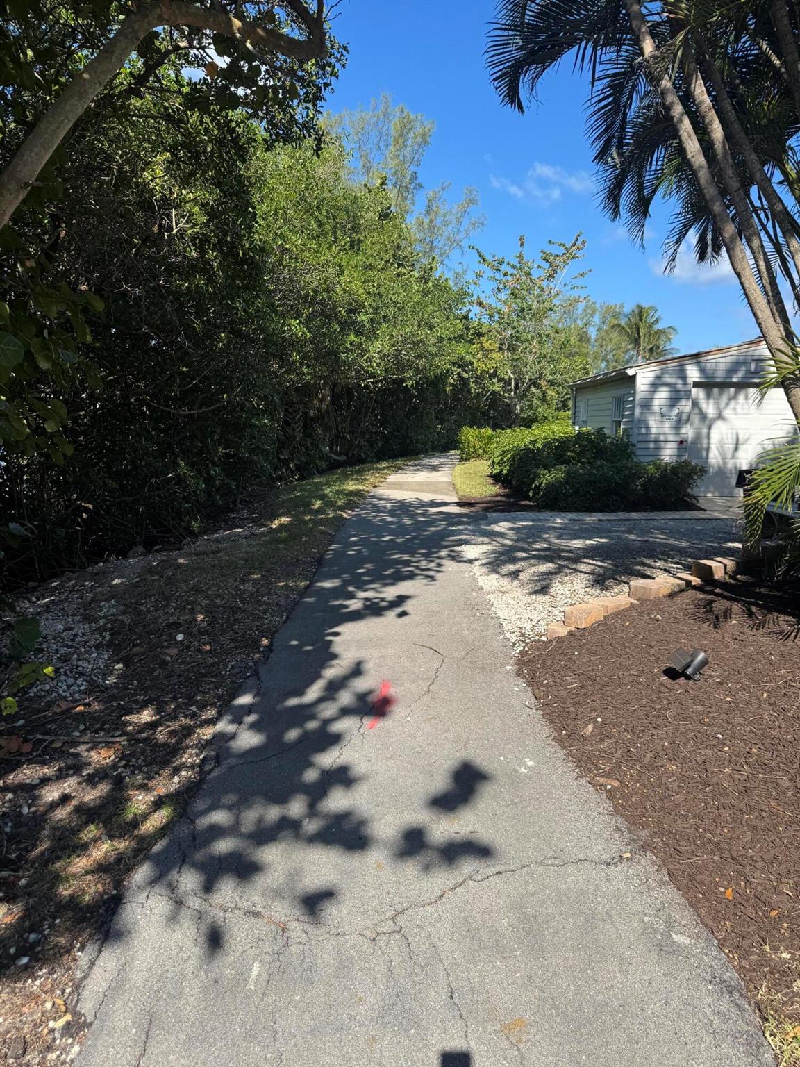 OCEAN TRAIL COND II DECL - Residential Lease