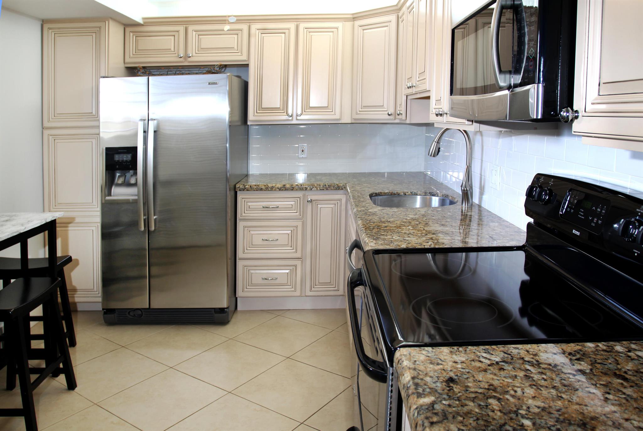 OCEAN TRAIL COND II DECL - Residential Lease