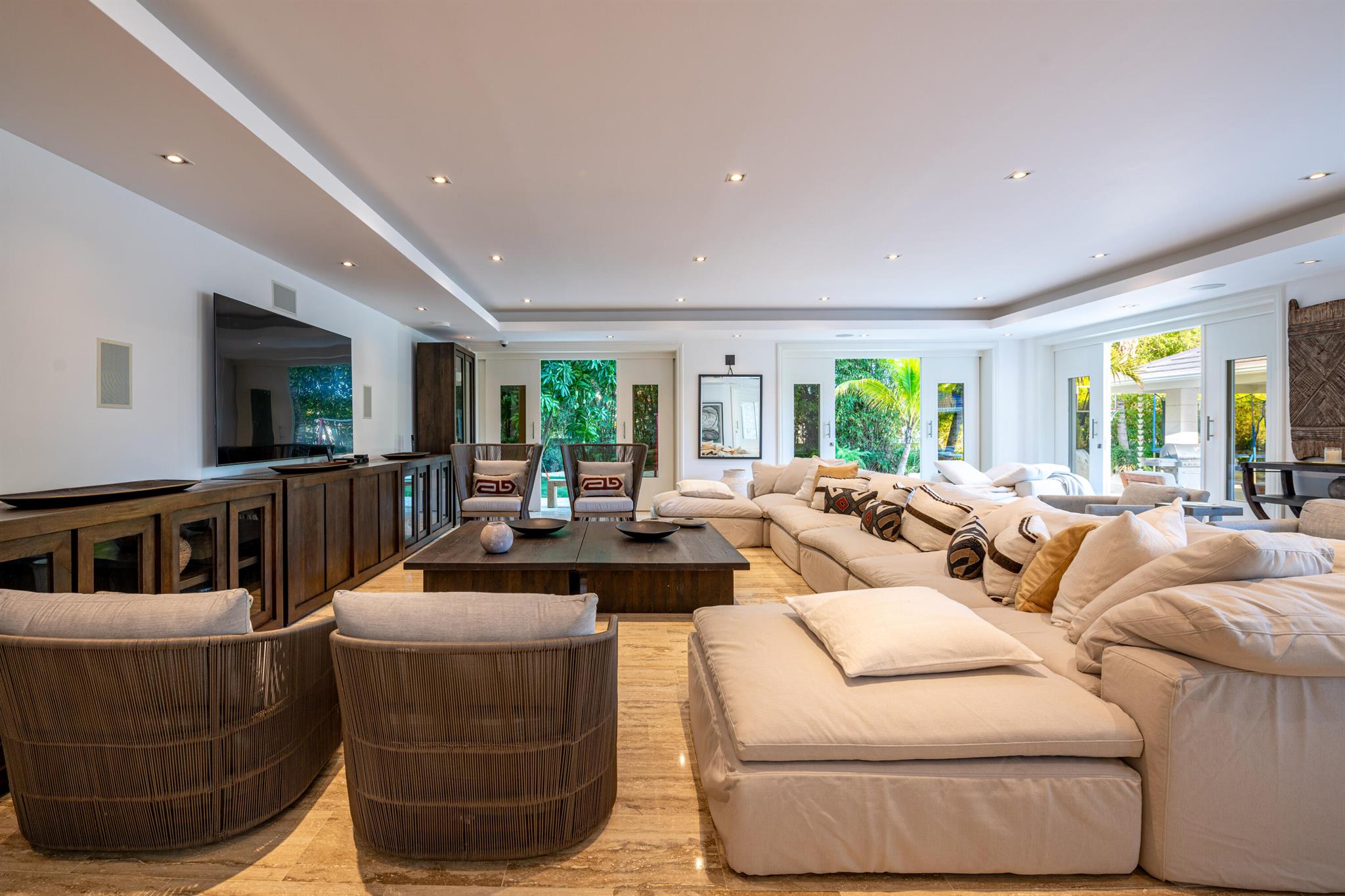 Punta Aguila, Casa de Cam - Residential