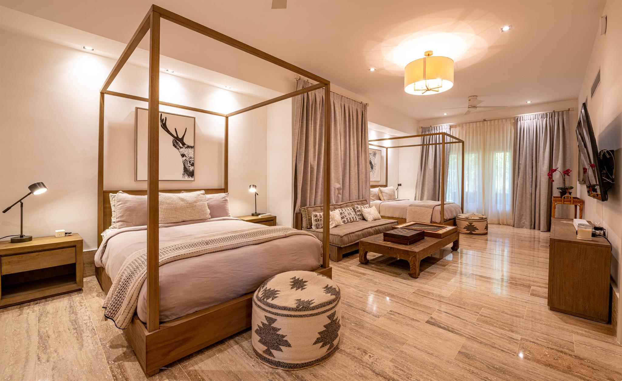 Punta Aguila, Casa de Cam - Residential