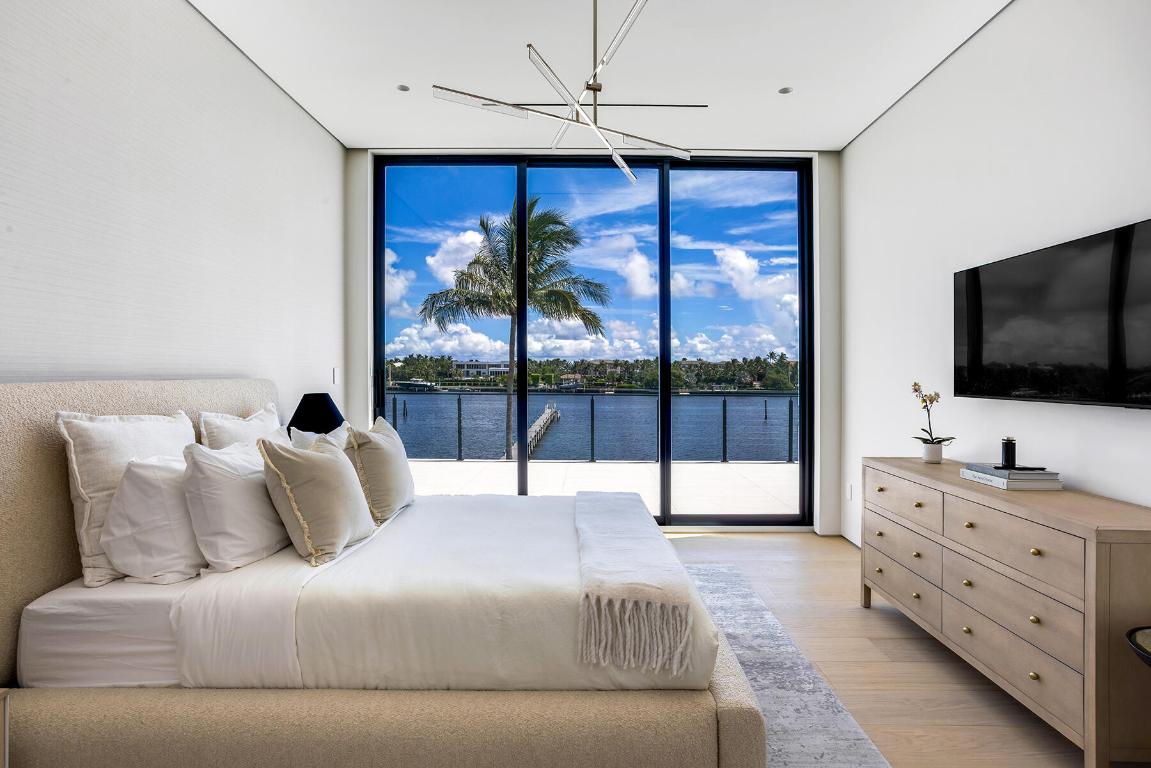 OCEAN PARK H W ROBBINS ADD IN - Residential