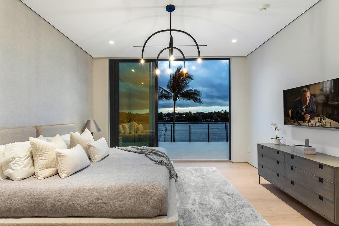 OCEAN PARK H W ROBBINS ADD IN - Residential