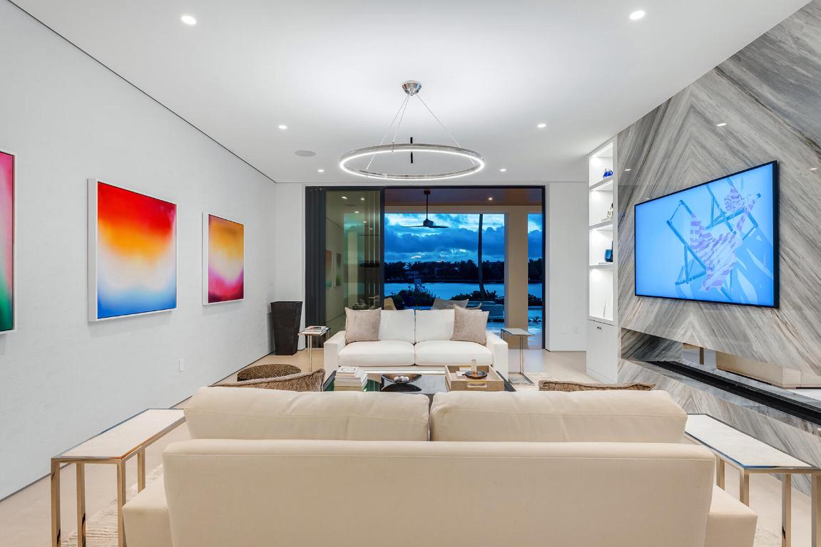 OCEAN PARK H W ROBBINS ADD IN - Residential