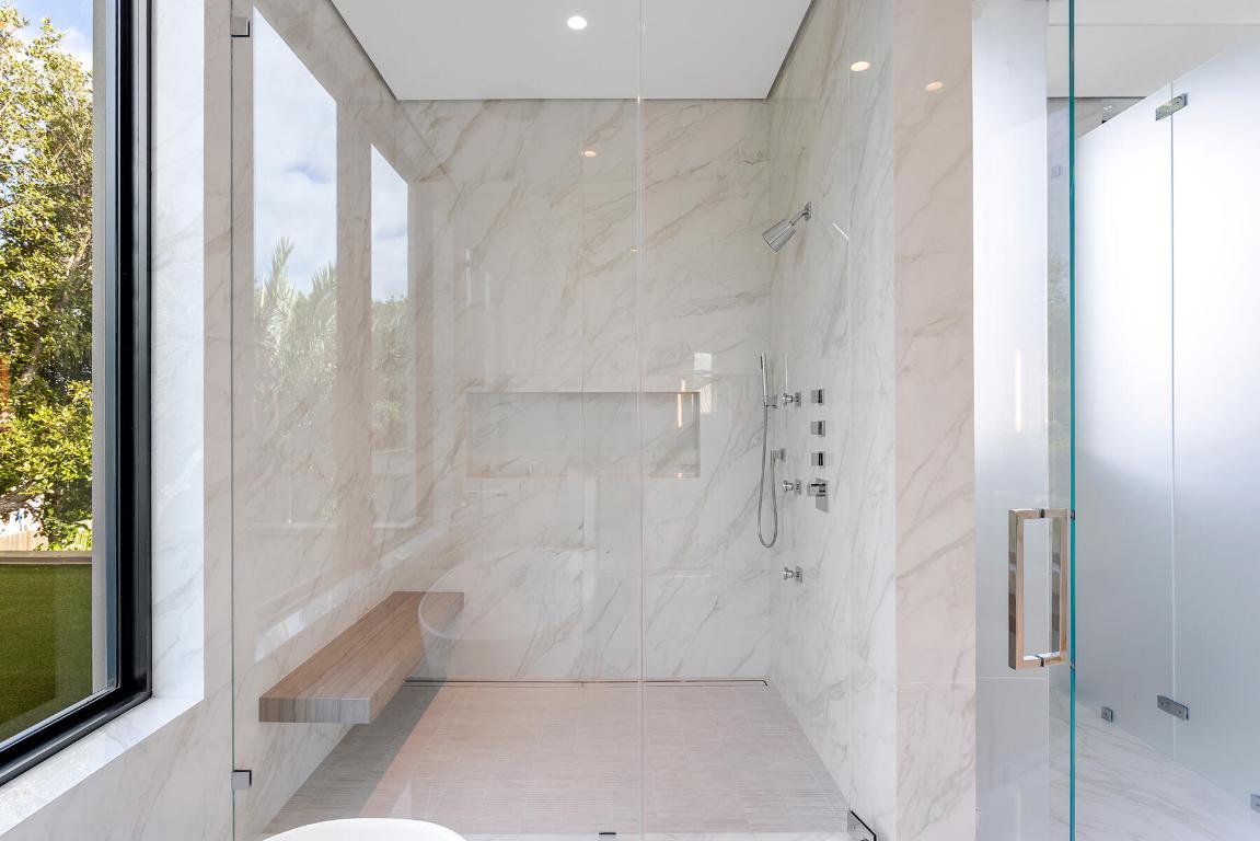 OCEAN PARK H W ROBBINS ADD IN - Residential