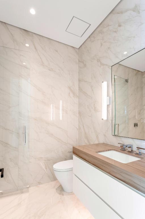 OCEAN PARK H W ROBBINS ADD IN - Residential